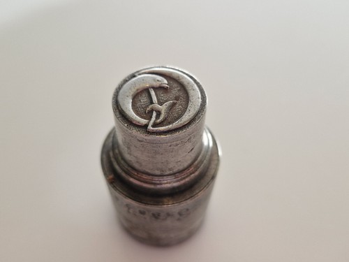 Coin frappe acier - de,