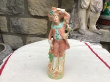 Ancien joli petit figurine