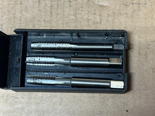 Jeu tarauds x - tarauds,