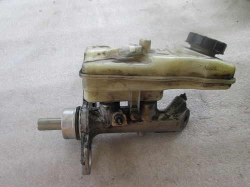 Pompe commande freins - de,