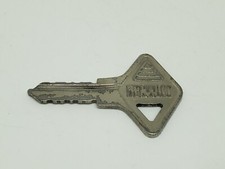 Clé contact neiman Renault 4 4L R5 R6 R15 R16 R17 bouchon d'essence porte 1R909