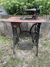 MACHINE A COUDRE  SINGER Avec