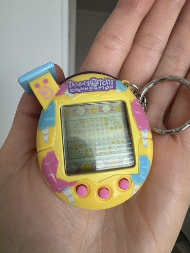 Tamagotchi connection - tamagotchi,