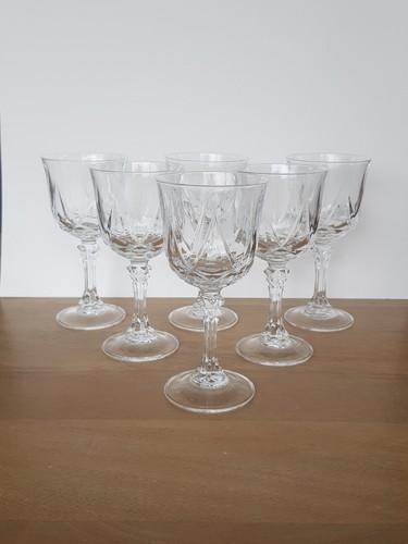 Lot verres pied eau - de, a