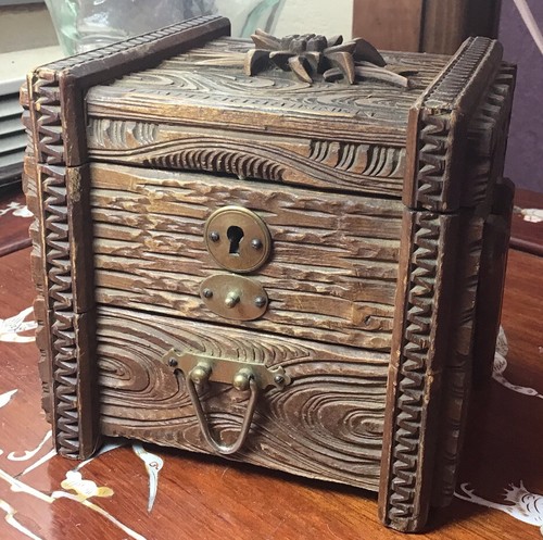 Coffret bijoux bois - à,