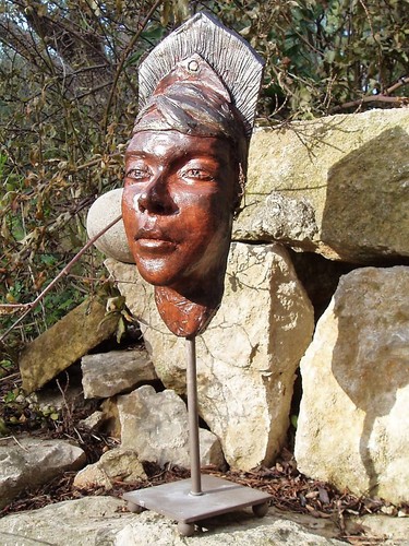 Sculpture masque terre - ",