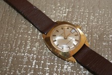 Vintage timex gold tone - gold,