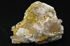 Amas de Quartz sur mica jaune du Brésil 261g cristal de roche collection