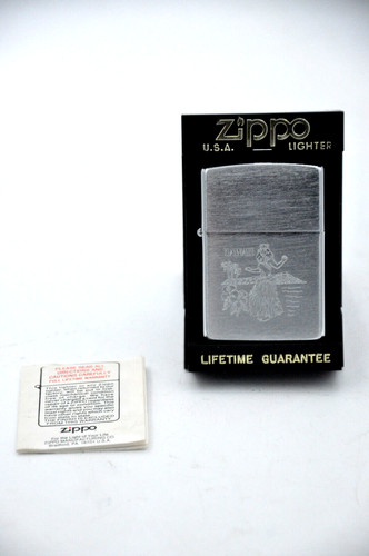 Ancien briquet essence - à,