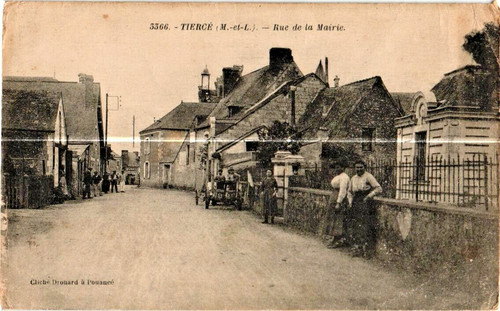 Tierce rue de la mairie - .,