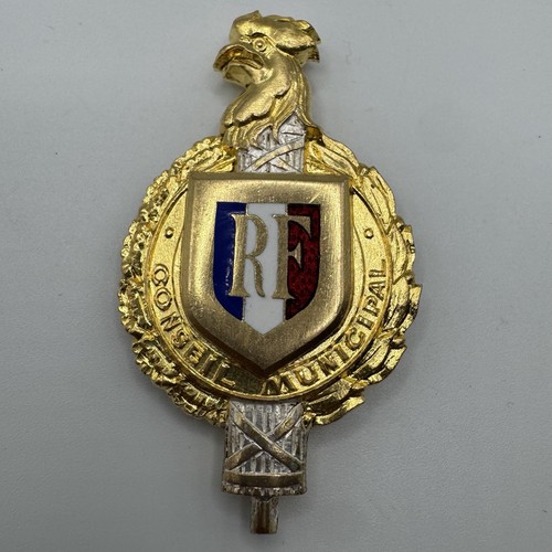 Ancien insigne émaillé
