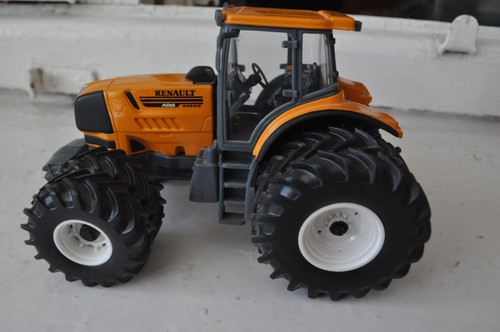 Modéle réduit tracteur