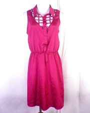 NWOT Material Girl Magenta Cut