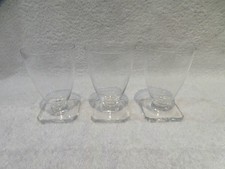 3 verres à vin blanc 11cl cristal Daum à base carrée h 9,3cm