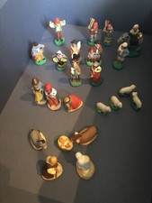 Lot 23 Santons crèche Santons