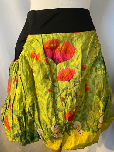Superbe originale jupe - et,