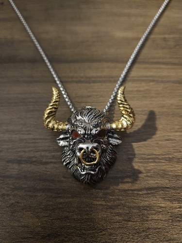 Collier taureau corne dorée - collier, taureau,