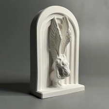 Sculpture artisanale de fille