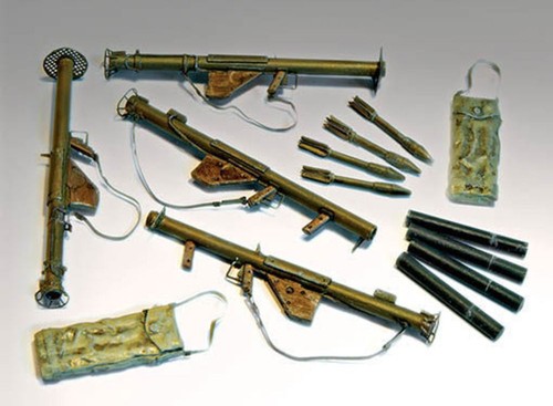 Panzerfaust und m1a1 1 35 - panzerfaust, m1