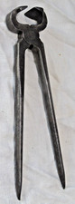 ancienne grande tenaille pince (32 cm) de forgeron ou autre. Peugeot frères