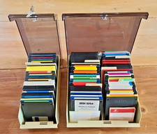 NON testé lot 130 disquettes PC 3.5 HD + 2 boites