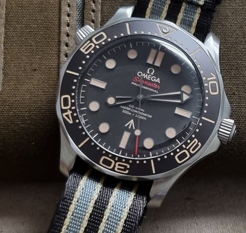 Omega seamaster diver 300m 007 - omega,
