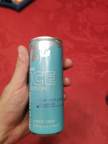 Canette red bull - canette,