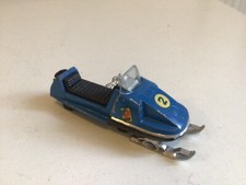 Majorette moto neige