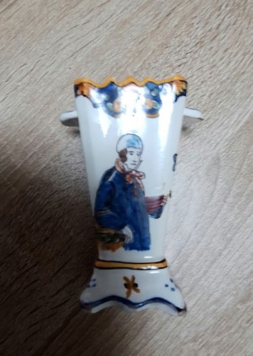 Petit vase cornet - petit, faïence