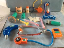 déguisement infirmier /docteur + trousse infirmier / docteur