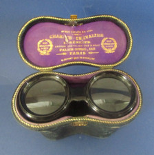 jumelles de theatre anciennes par CHARLES CHEVALIER palais royal