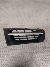 Grille de calandre droite