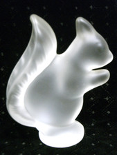 Statuette ecureuil - ,