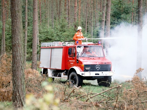 Cars 1980 mercedes benz - , unimog