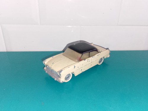 1309263 voiture solido - 1/43,