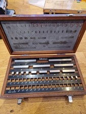 M MITUTOYO jeu de cales métriques 516-964-60 47 cales classe 2 acier métrologie