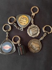 LOT DE 5 ANCIENS PORTE CLES FULMEN / BATTERIE AUTO 