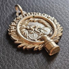 Médaille 1er pas dunlop 1971 cyclisme France métal argenté vélo sport vélo