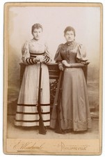 PHOTO CABINET Mère & fille fusil par Madaule Philippeville société civile de tir
