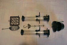 Lot mangeoirs divers pour oiseaux