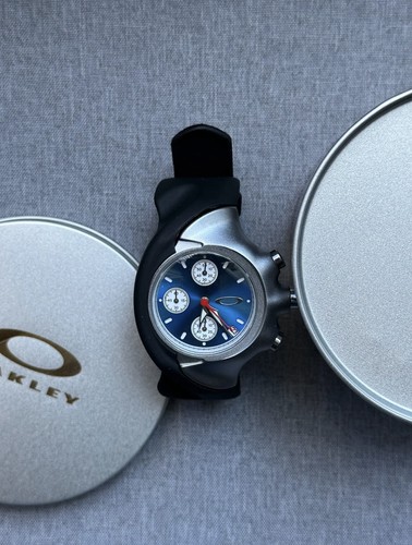 Oakley chronograph watch - chronograph, –