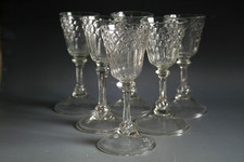 LOT DE SIX VERRES À VIN DE