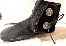 Minnetonka Two Button Soft