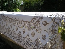 une nappe vintage des années