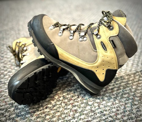 Scarpa hiking boots - go,