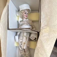 Franklin Heirloom Doll Marilyn