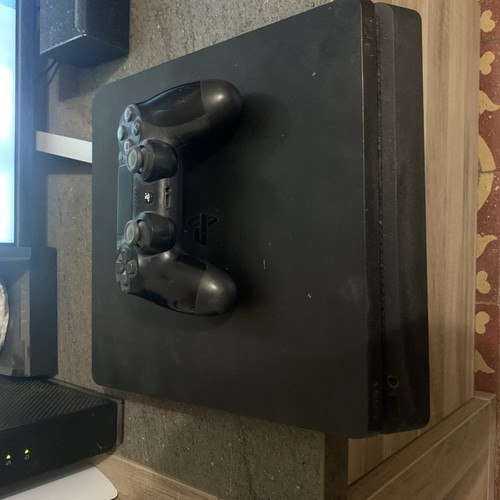 Playstation - playstation, 4