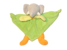 Doudou plat éléphant vert