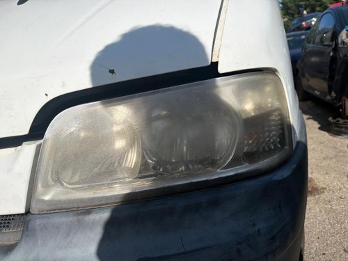 Optique avant principal gauche