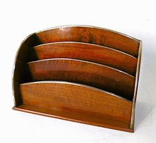 PORTE-LETTRES / RANGE COURRIER, ACAJOU-LAITON, SIGNE:JPA-UNIS FRANCE, circa 1920